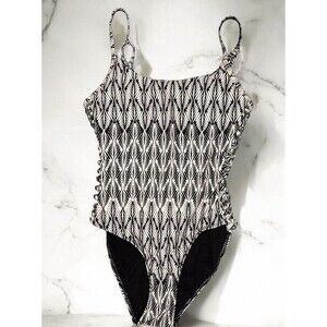Sunsets One Piece Bathing Suit Swimsuit Black White Geometric Print Sz M